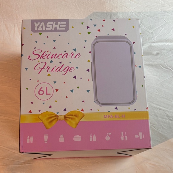 Yashe Skincare Fridge 6L